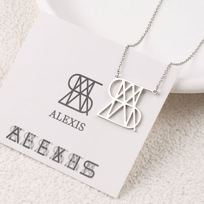 Collier minimaliste avec nom et monogramme