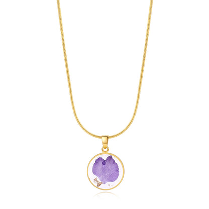 Collier de fleurs de naissance pressées