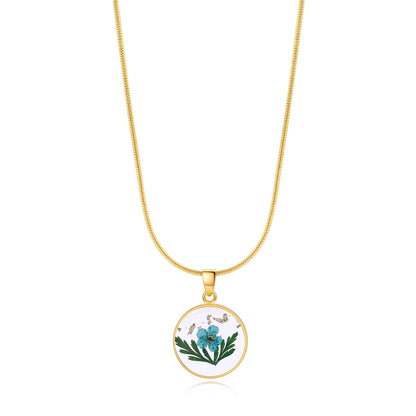 Collier de fleurs de naissance pressées