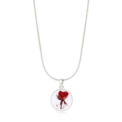 Collier de fleurs de naissance pressées