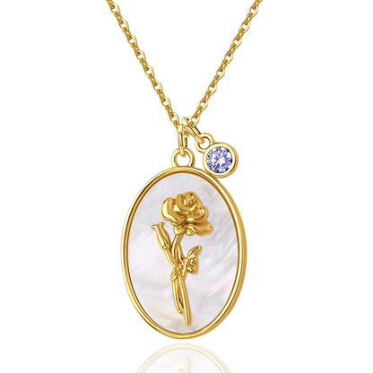 Collier avec pendentif en forme de fleur de naissance et perles