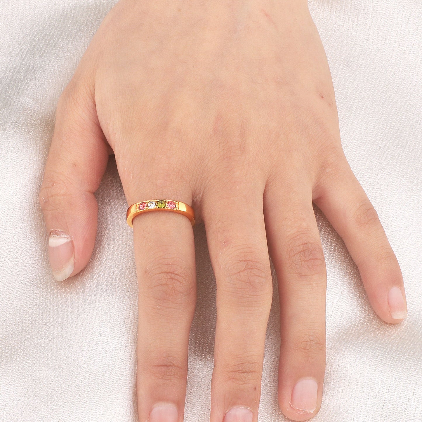 Bague empilable avec pierres de naissance