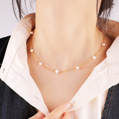 Collier ras du cou à dix perles 