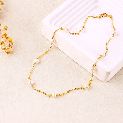 Collier ras du cou à dix perles 